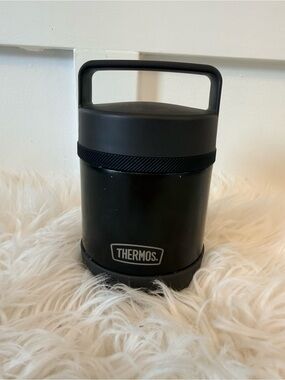 ✨4/$25 • Thermos Black Insulated Food Jar with Handle